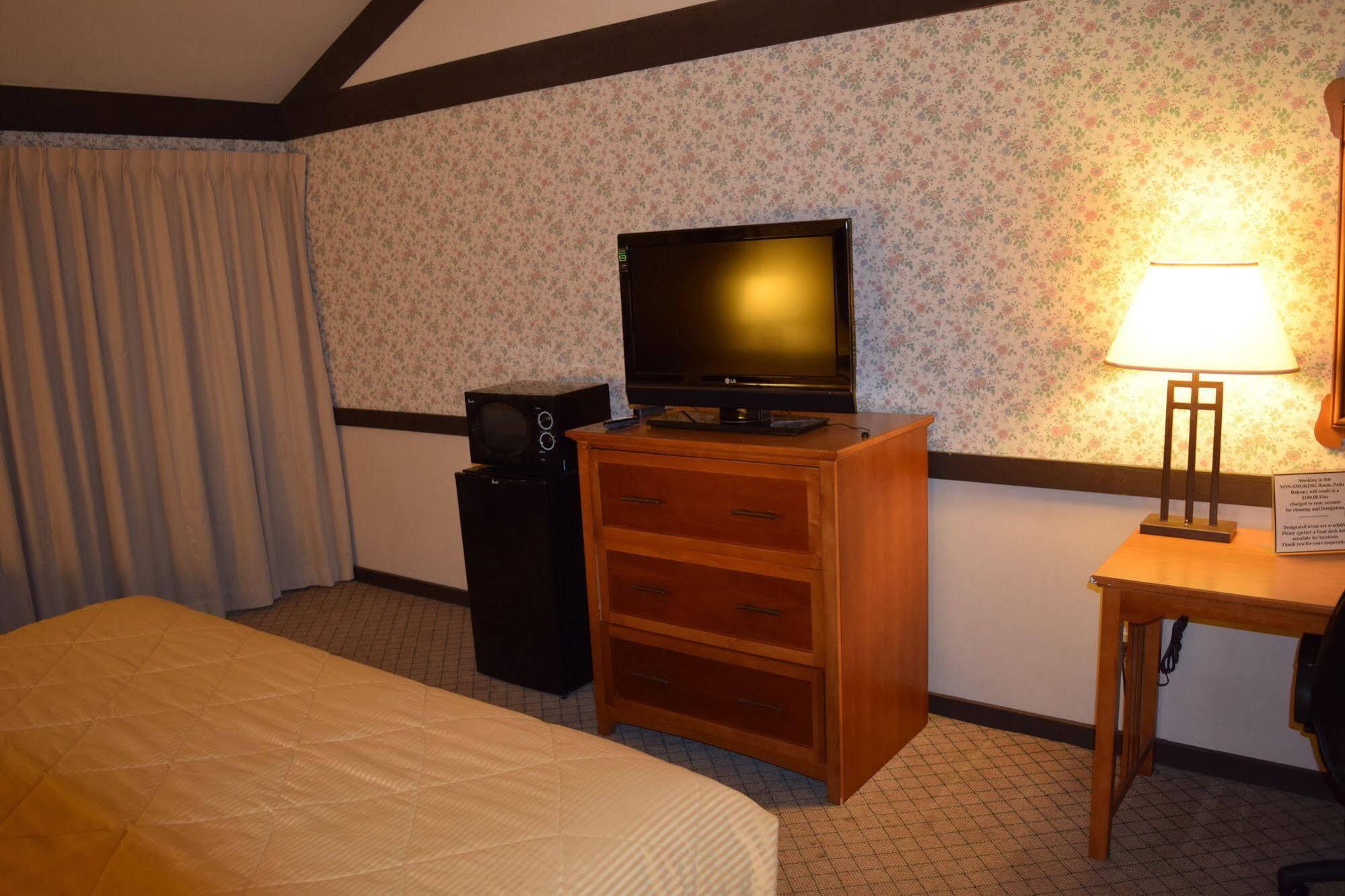 Spring House Hotel 4*